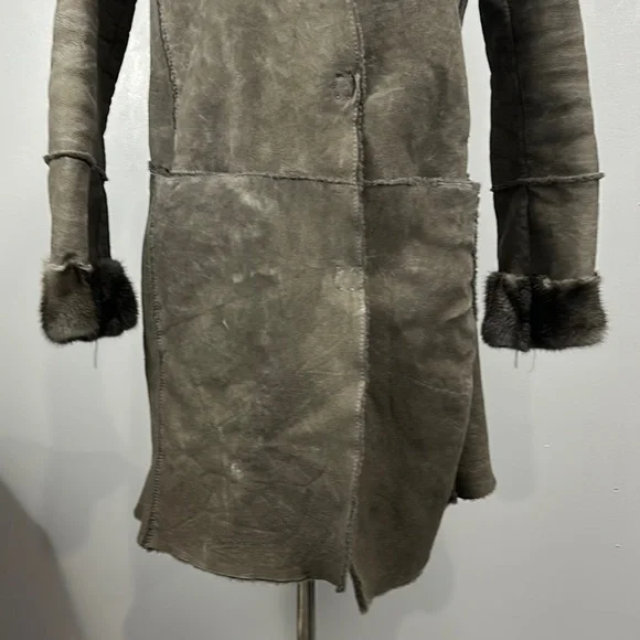 Manzoni24 Gray Shearling Lamb Jacket with dyed mink - Picture 3 of 10